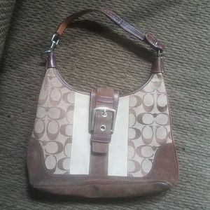 Coach Signature Shoulder Bag